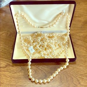 2 set Pearl necklaces